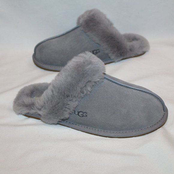 NIB UGG SCUFFETTE II WOMEN'S SUEDE SHEARLING LINED SLIP ON SLIPPERS GRAY - Picture 2 of 6